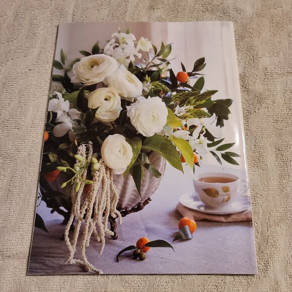 M136. Southern Lady Special Collector's Issue Magazine - Picture 2 of 2